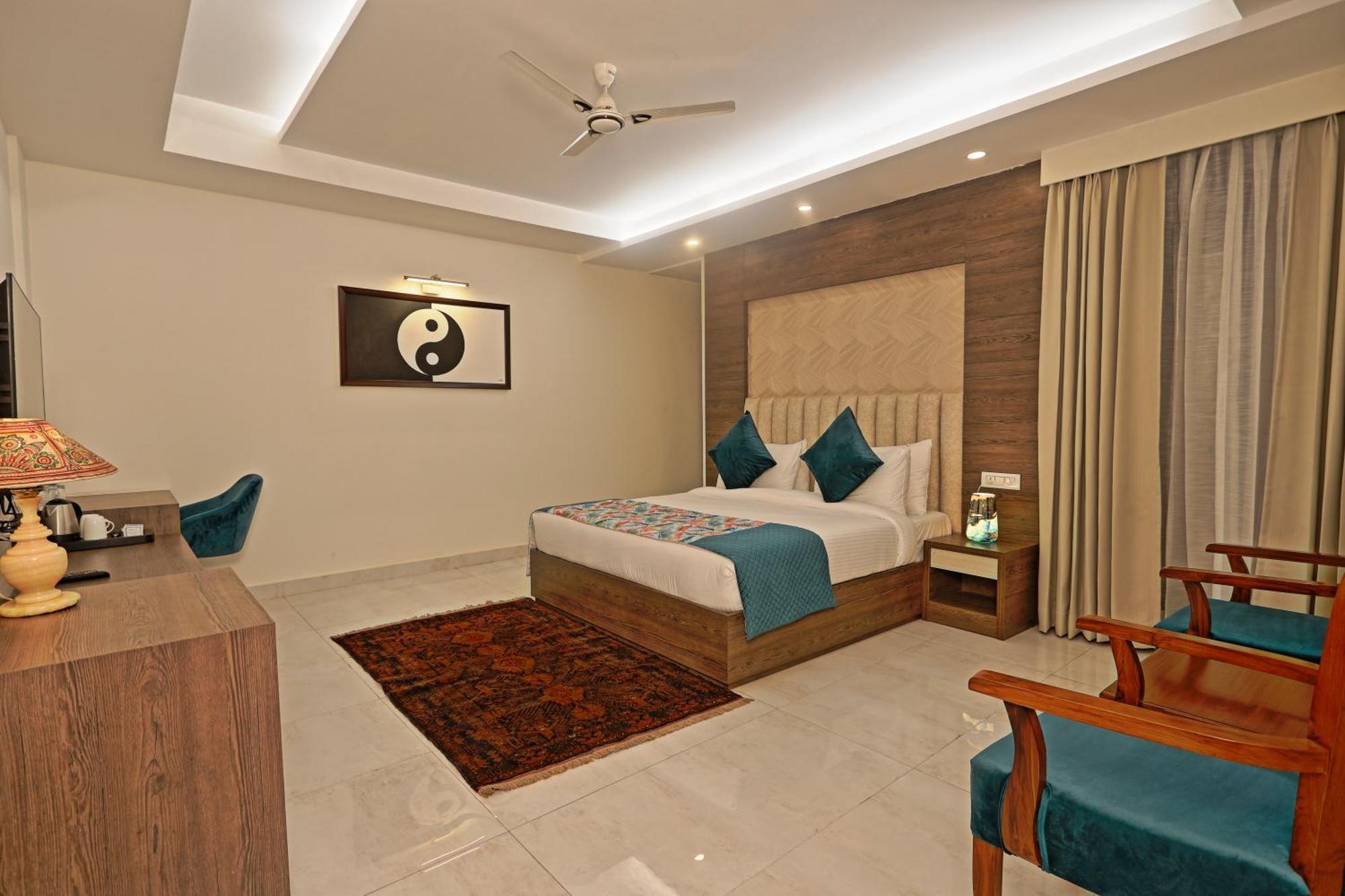 Hotel Oxmo Delhi Airport With Free Airport Transsfer 뉴델리 외부 사진