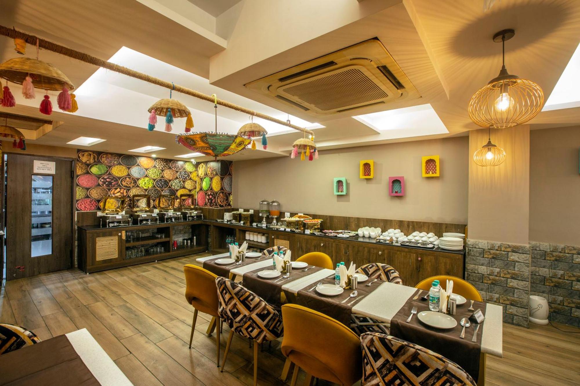 Hotel Oxmo Delhi Airport With Free Airport Transsfer 뉴델리 외부 사진