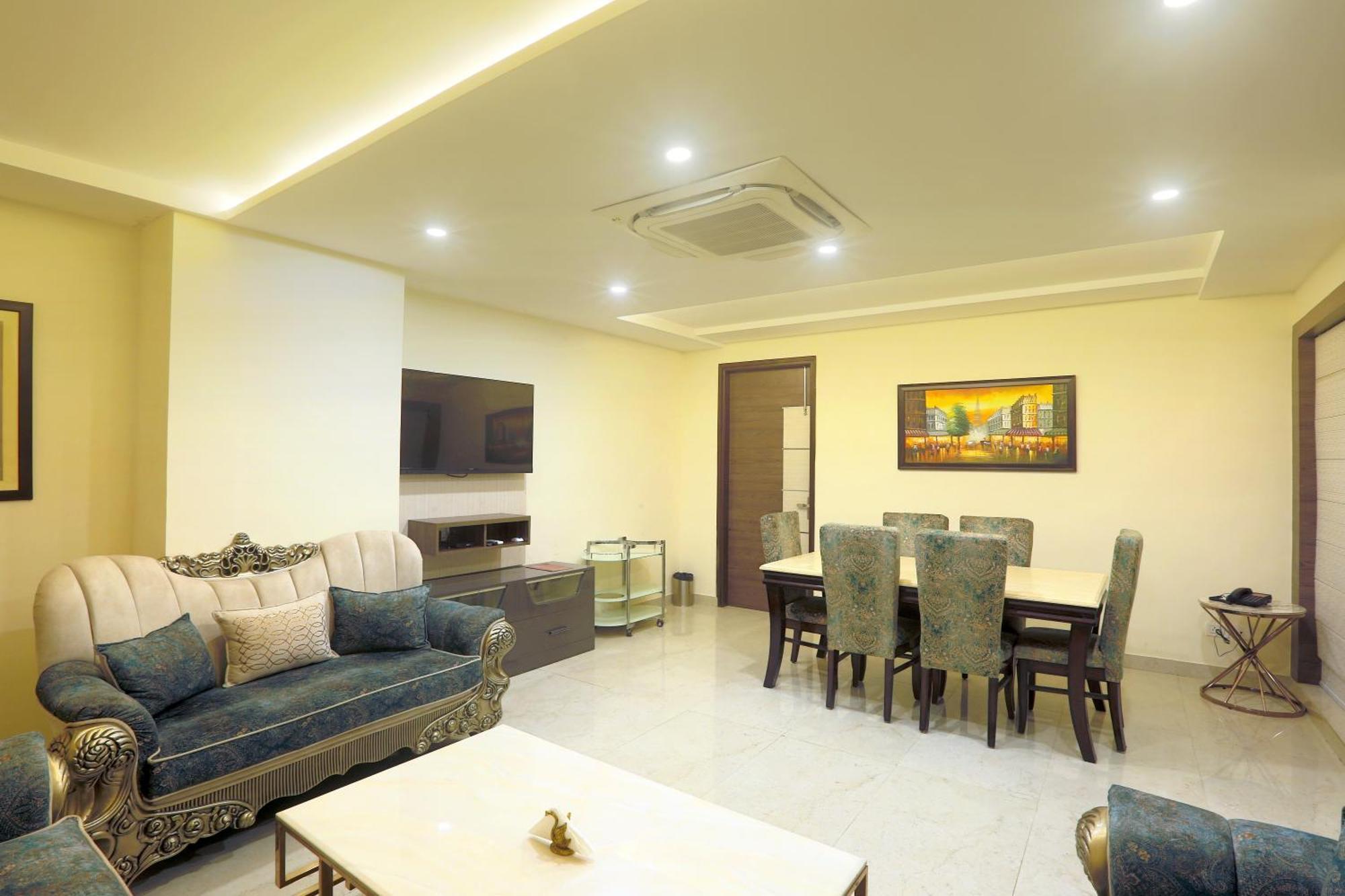 Hotel Oxmo Delhi Airport With Free Airport Transsfer 뉴델리 외부 사진