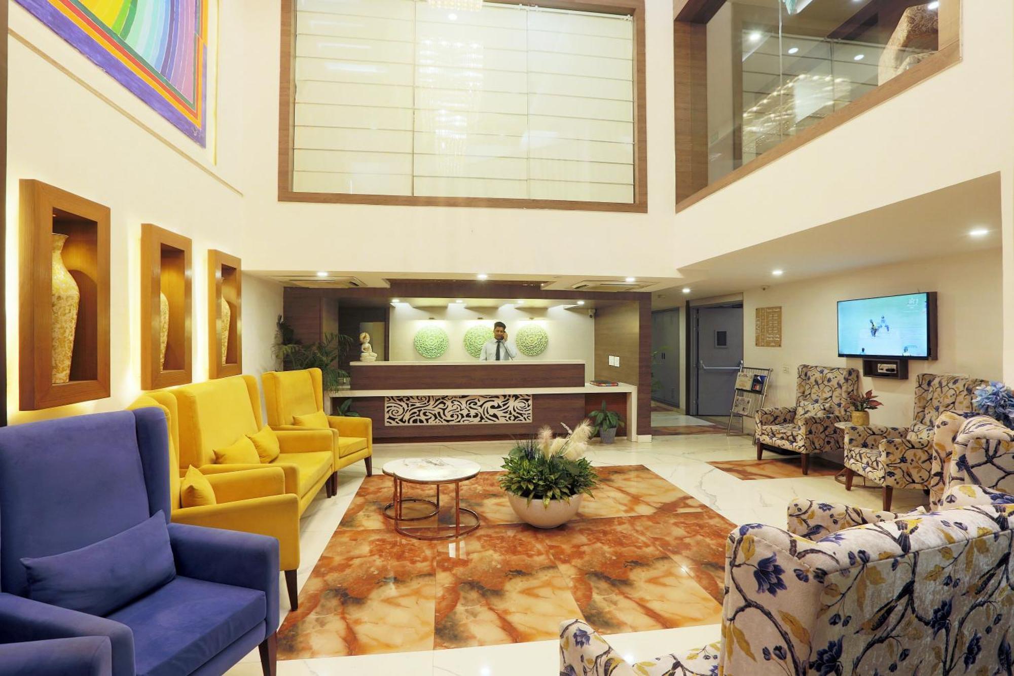 Hotel Oxmo Delhi Airport With Free Airport Transsfer 뉴델리 외부 사진
