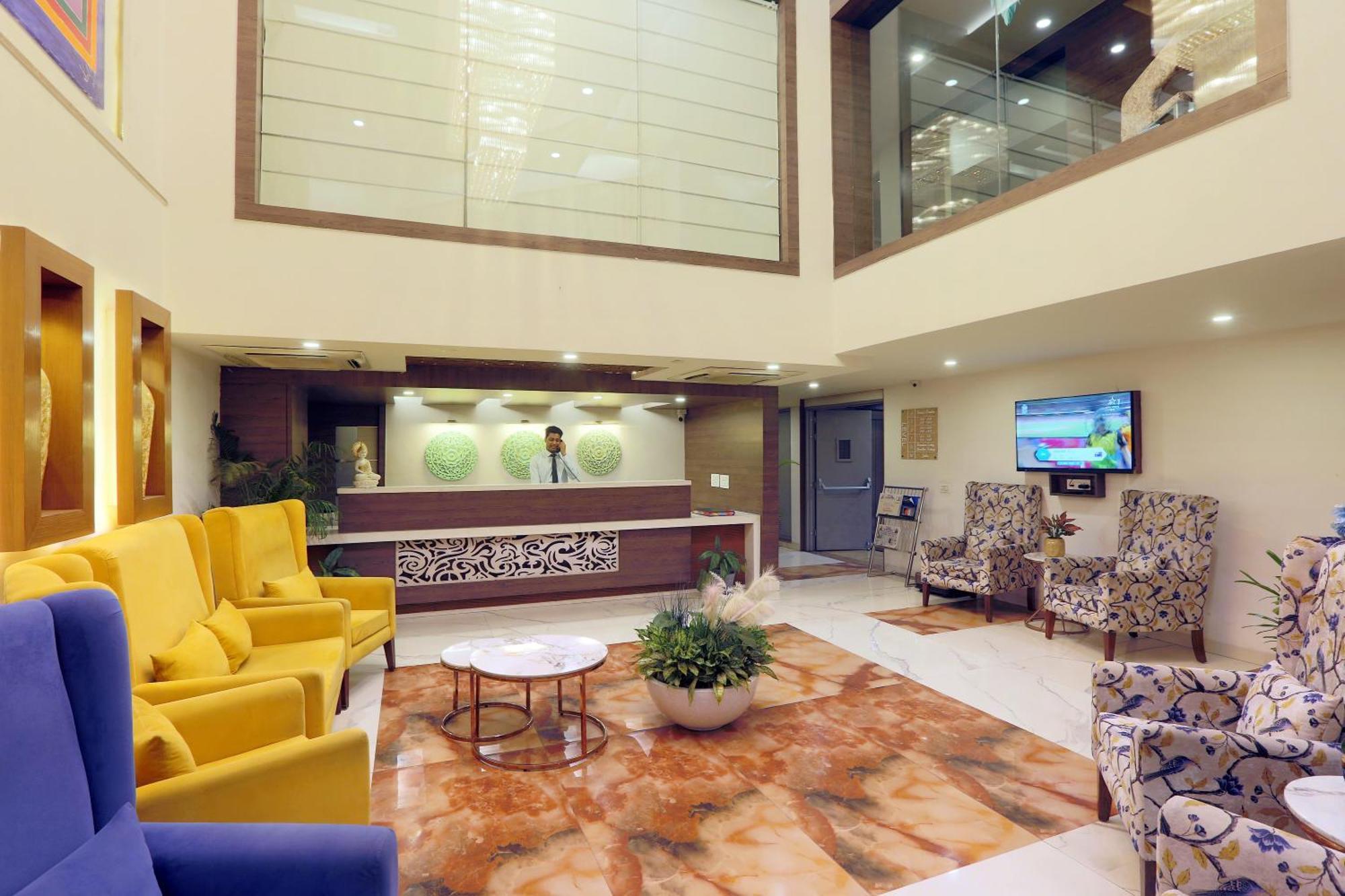 Hotel Oxmo Delhi Airport With Free Airport Transsfer 뉴델리 외부 사진