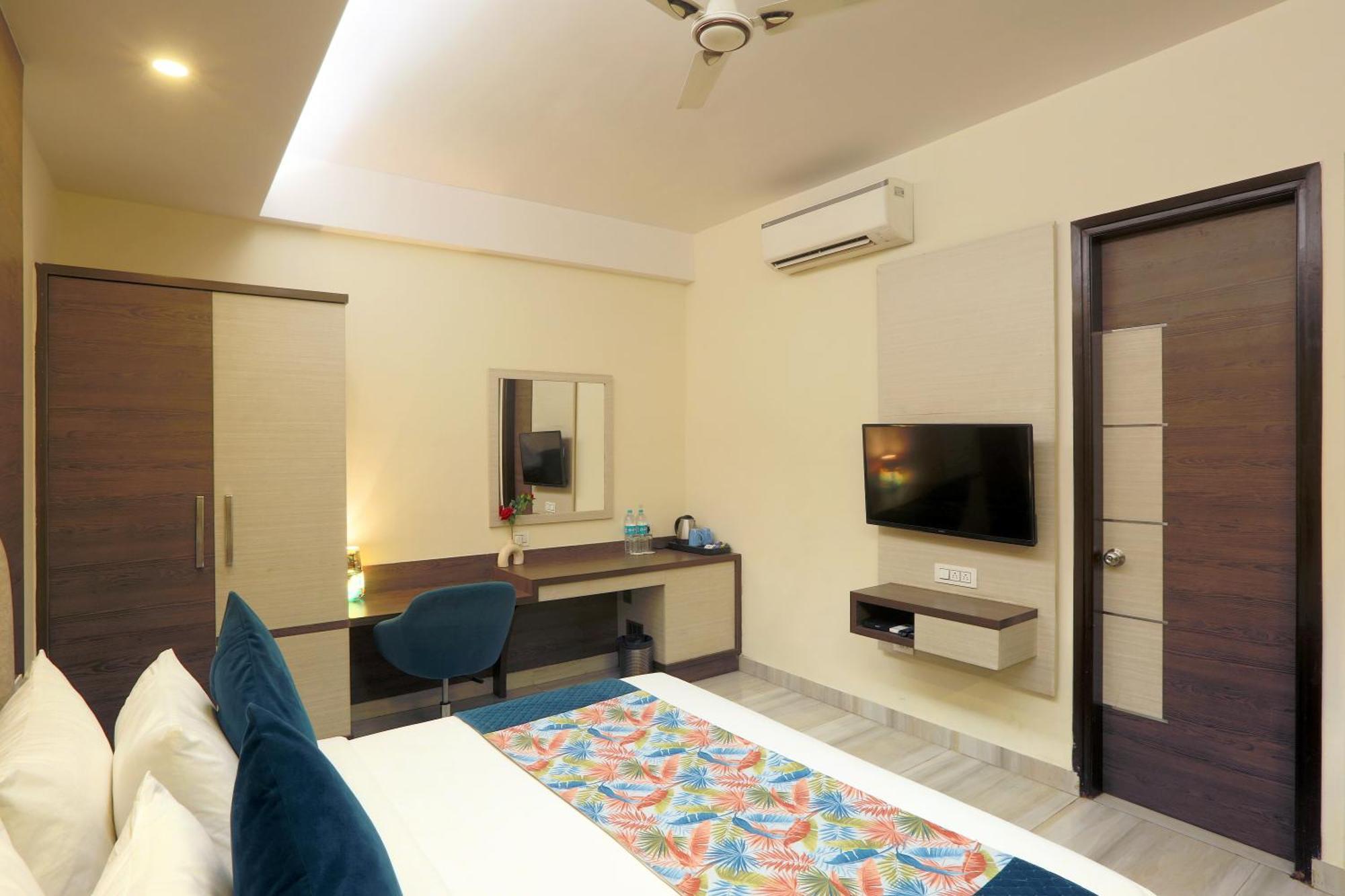 Hotel Oxmo Delhi Airport With Free Airport Transsfer 뉴델리 외부 사진