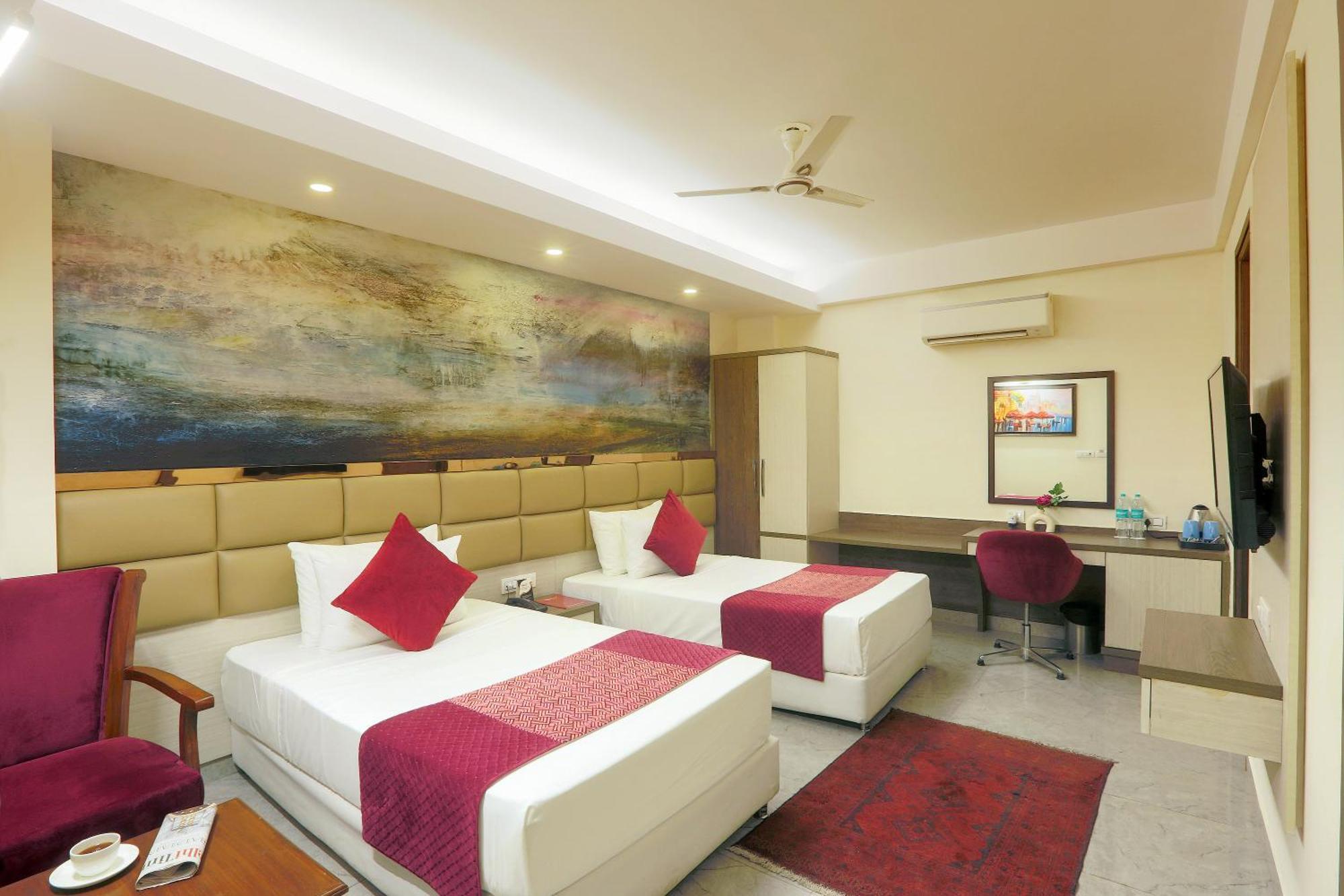Hotel Oxmo Delhi Airport With Free Airport Transsfer 뉴델리 외부 사진