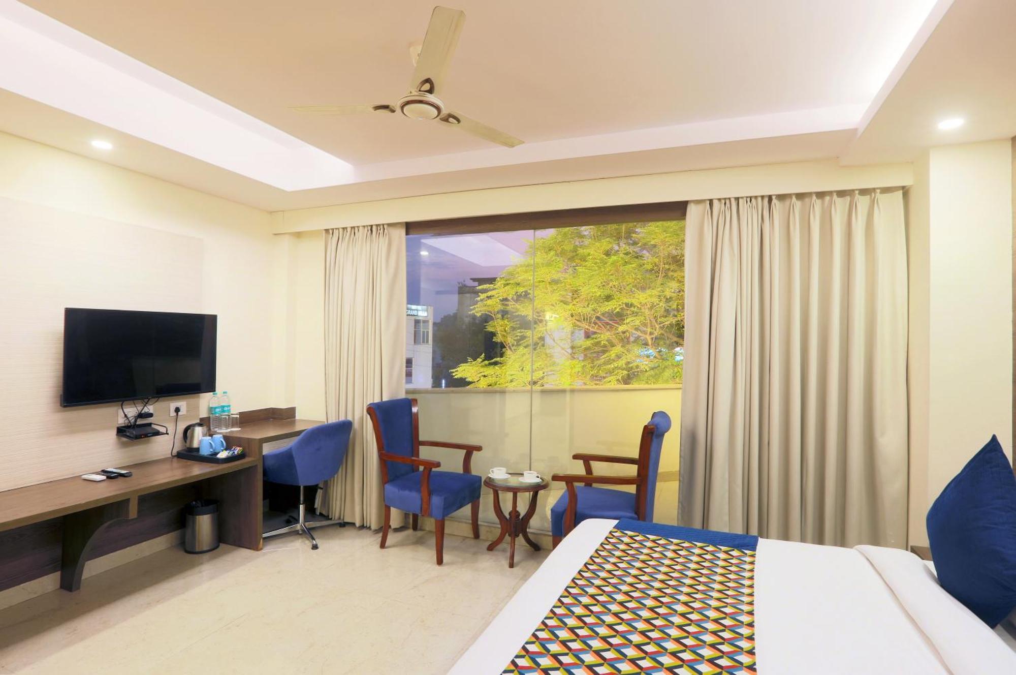 Hotel Oxmo Delhi Airport With Free Airport Transsfer 뉴델리 외부 사진